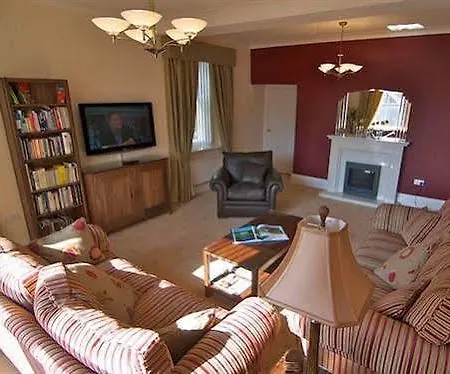 Hotel Throapham House Sheffield